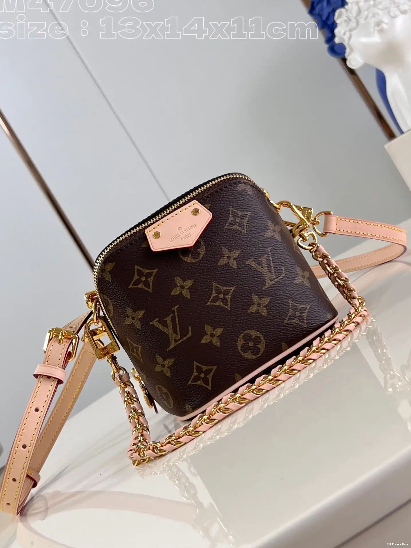 AAA Replica Ru Case-13*14*11.5CM VUITTON In Just LOUIS 0627